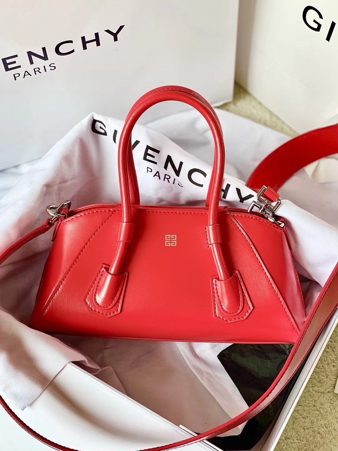 Givenchy red Mini Antigona Bag Givenchy