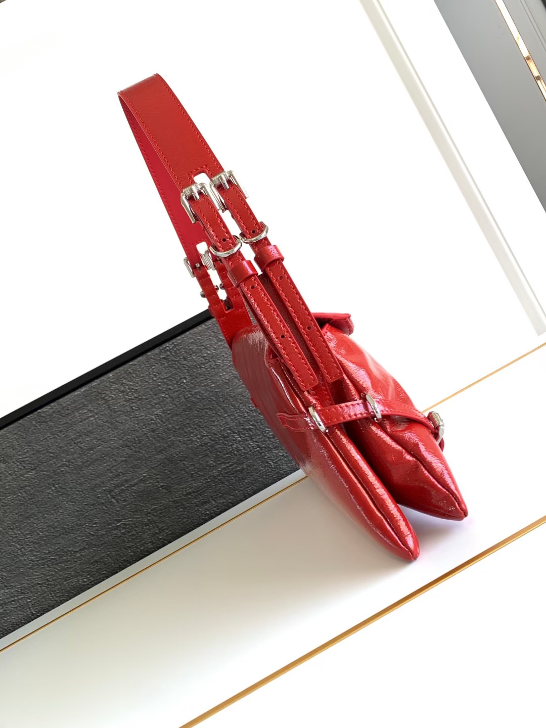 Givenchy Small P'tit Voyou bag in patent leather in - vermillon | Givenchy