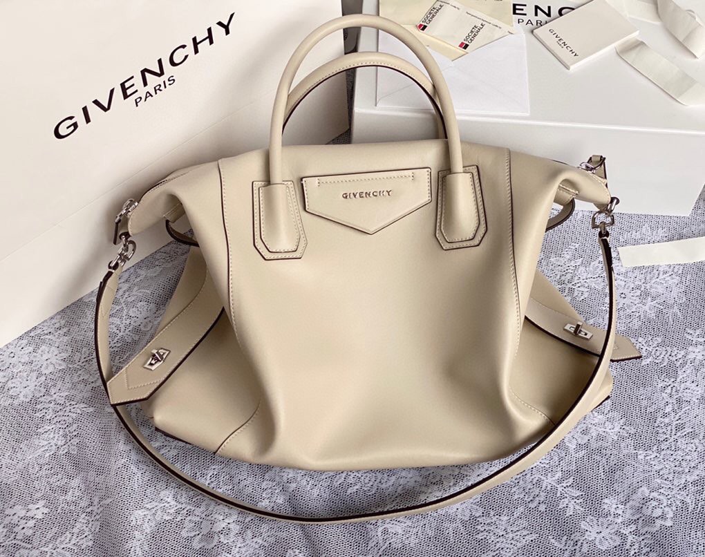 Givenchy Soft Antigona Handle Bag - Pink Handle Bags,