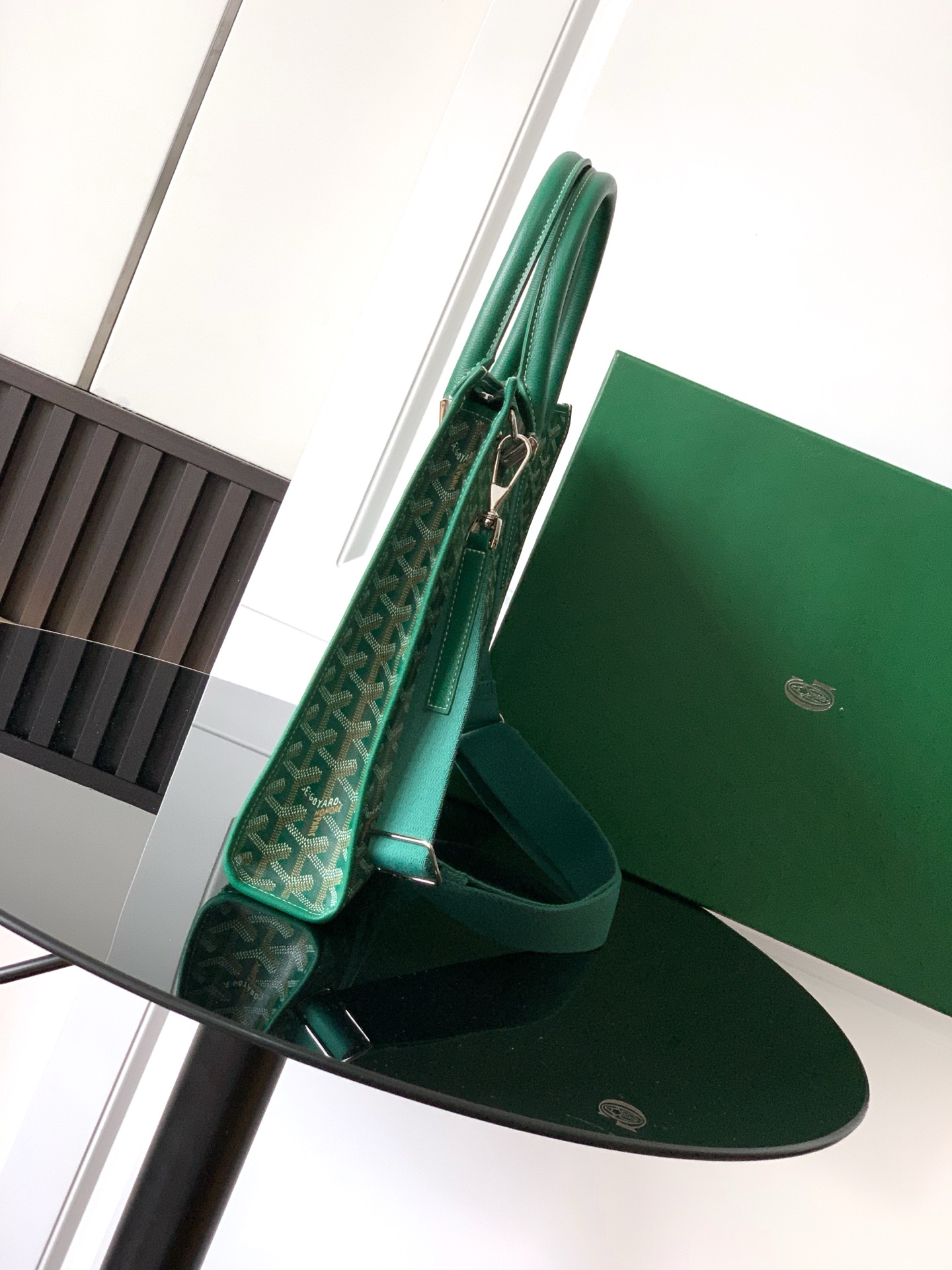 GOYARD Goyardine Calfskin Morvan Document Case green