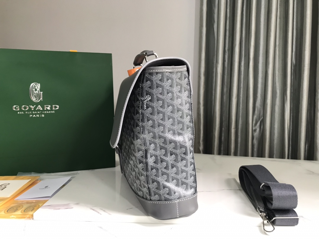 GOYARD Goyardine Citadin Messenger Grey 1220087