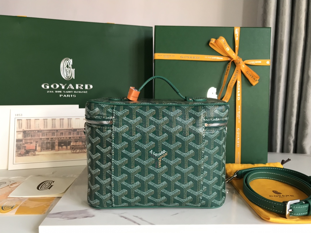 GOYARD Goyardine Muse Vanity Case Green 1097513