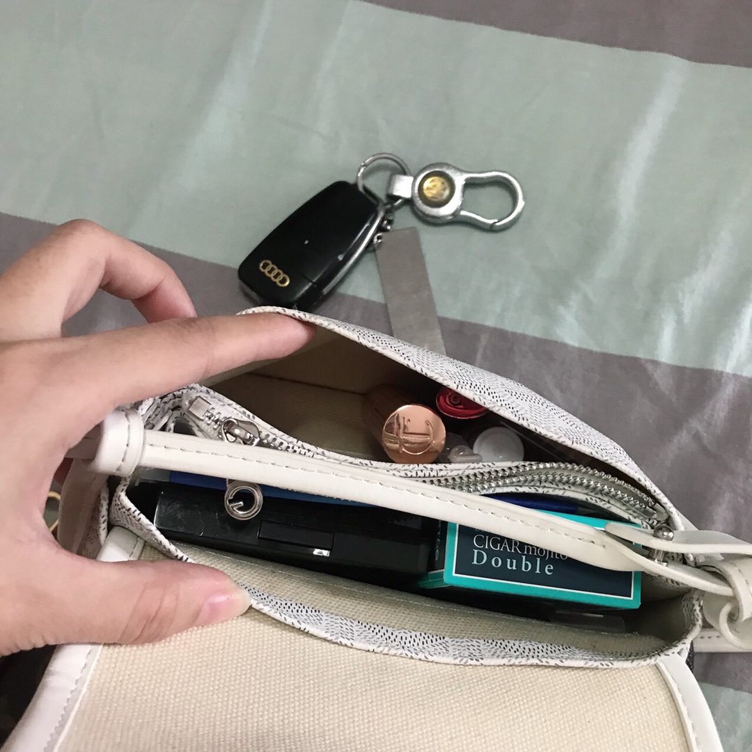 GOYARD Goyardine Plumet Wallet Clutch White 1314201 |