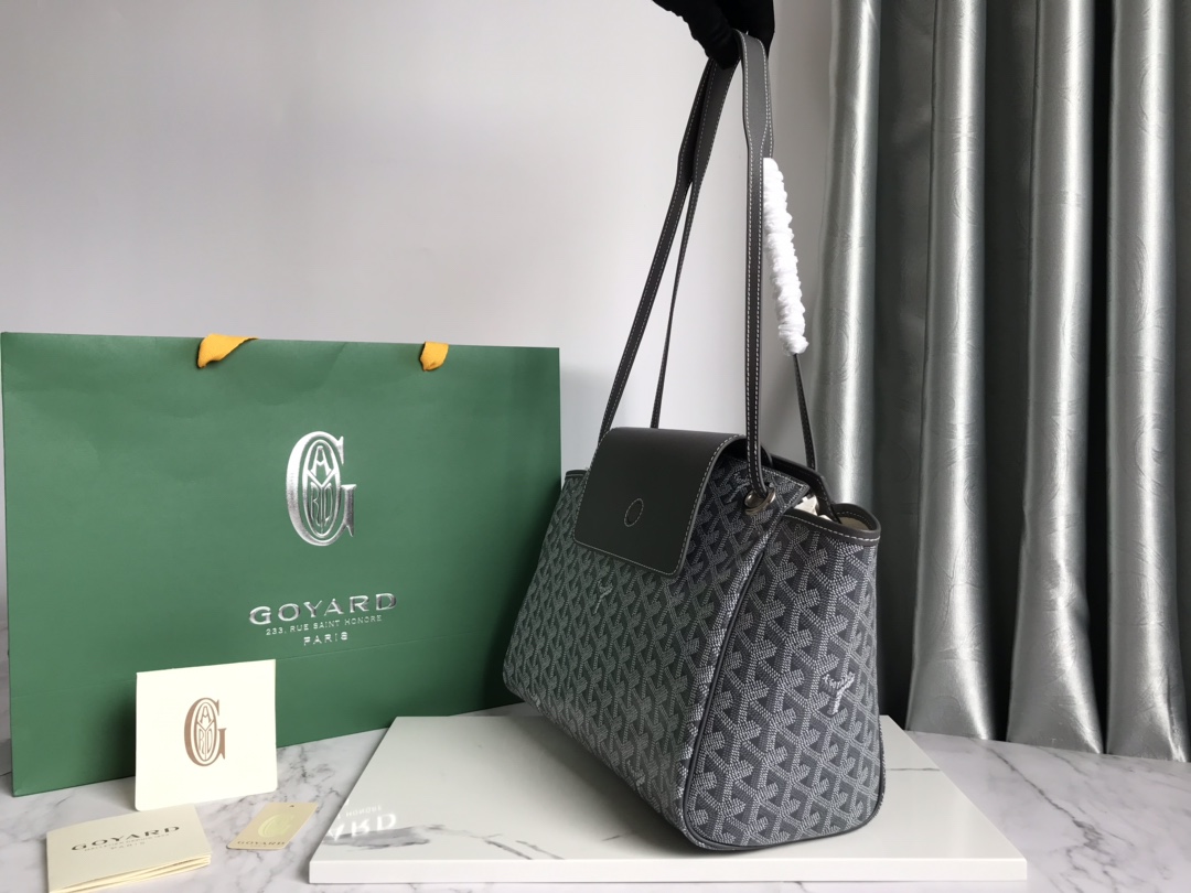 Goyard Goyardine Rouette Soft Bag - Grey Shoulder Bags,