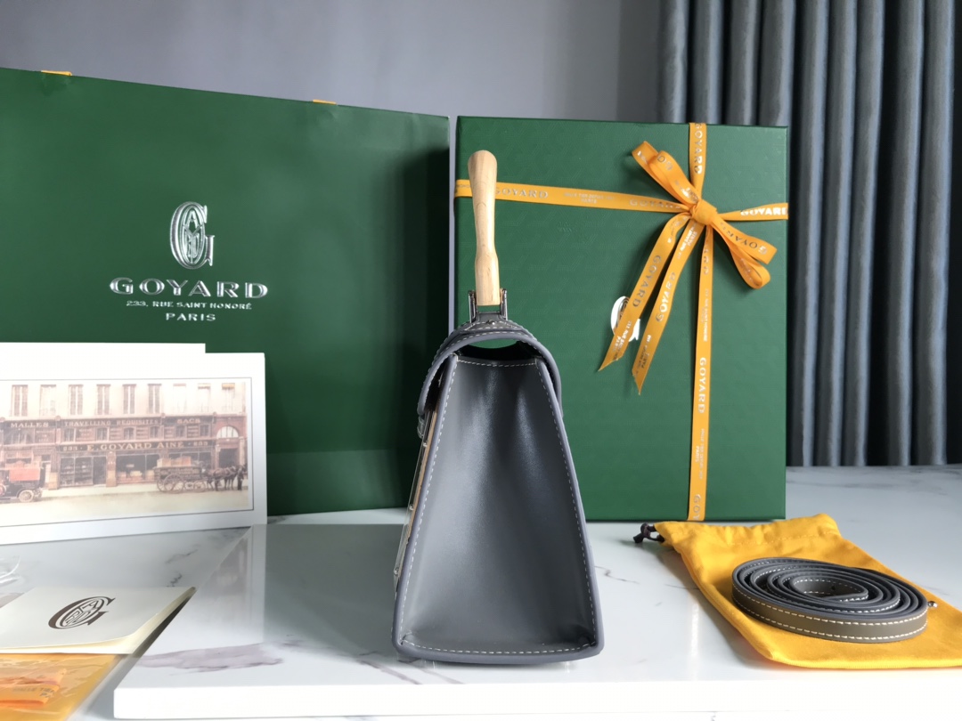 GOYARD Goyardine Structure Mini Saigon Grey 873832 |