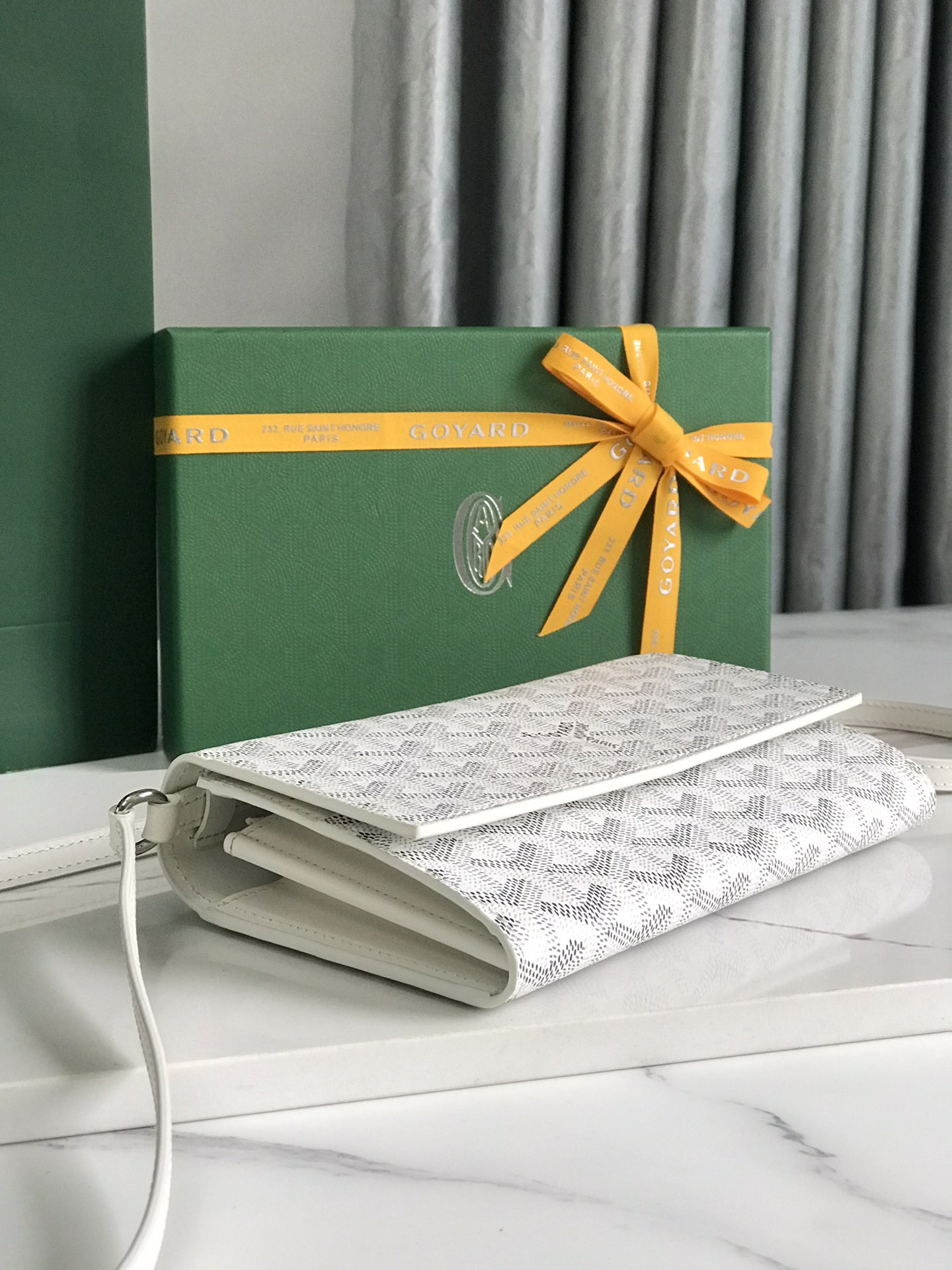 GOYARD Goyardine Varenne Continental Wallet white