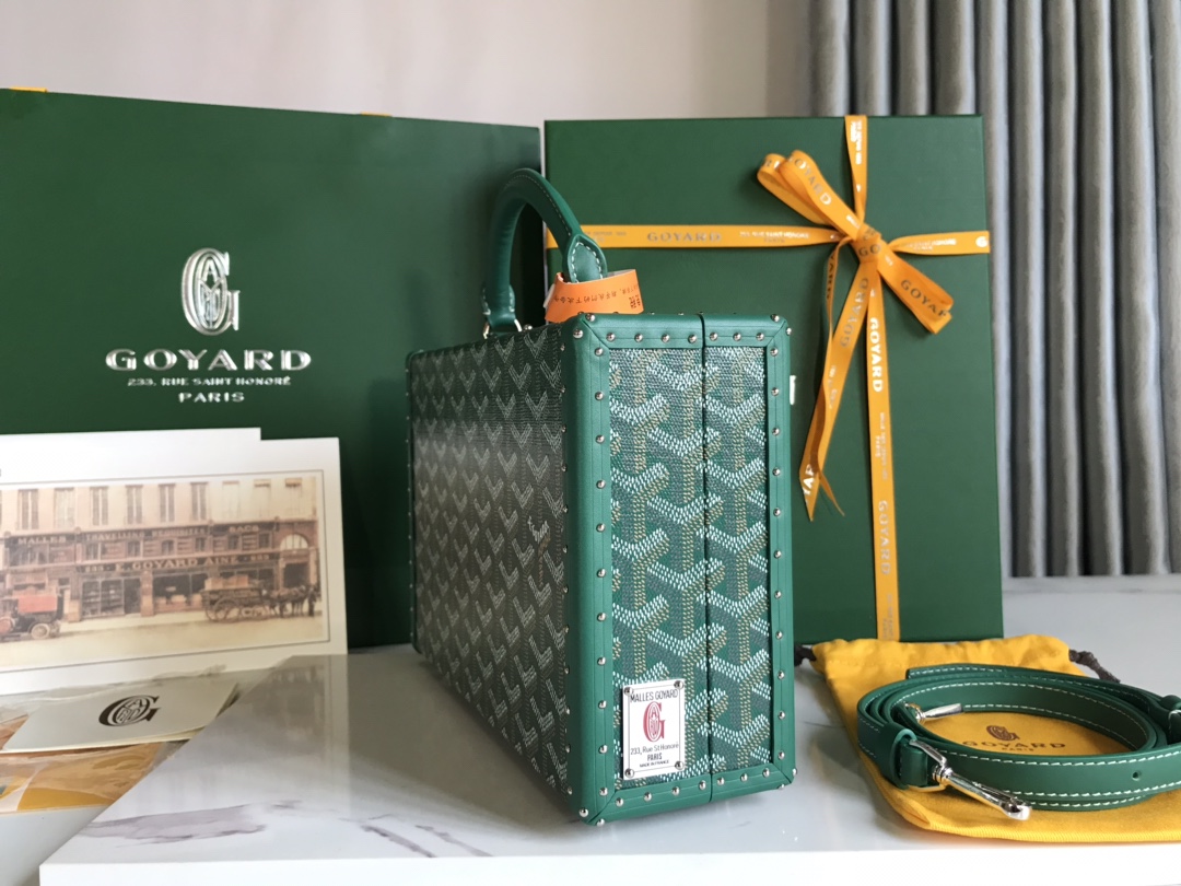 Goyard Grand Hotel Trunk Bag green| eBay