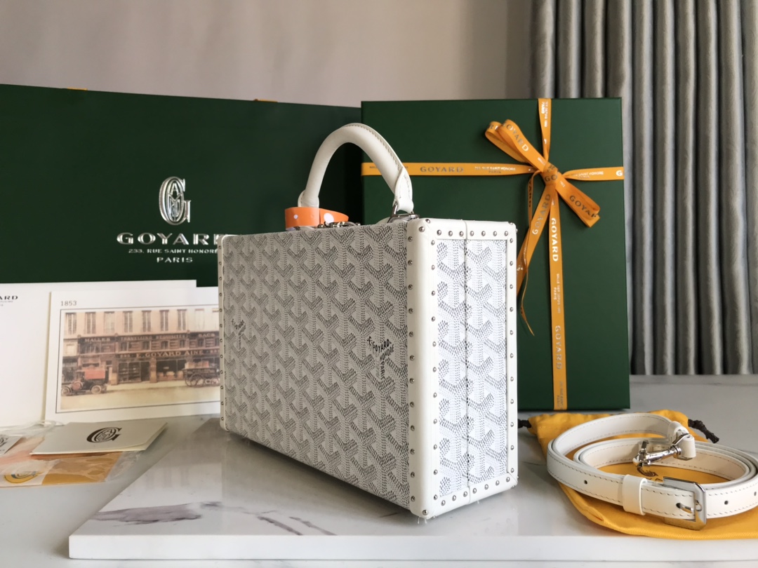 Goyard Grand Hotel Trunk Bag white | eBay