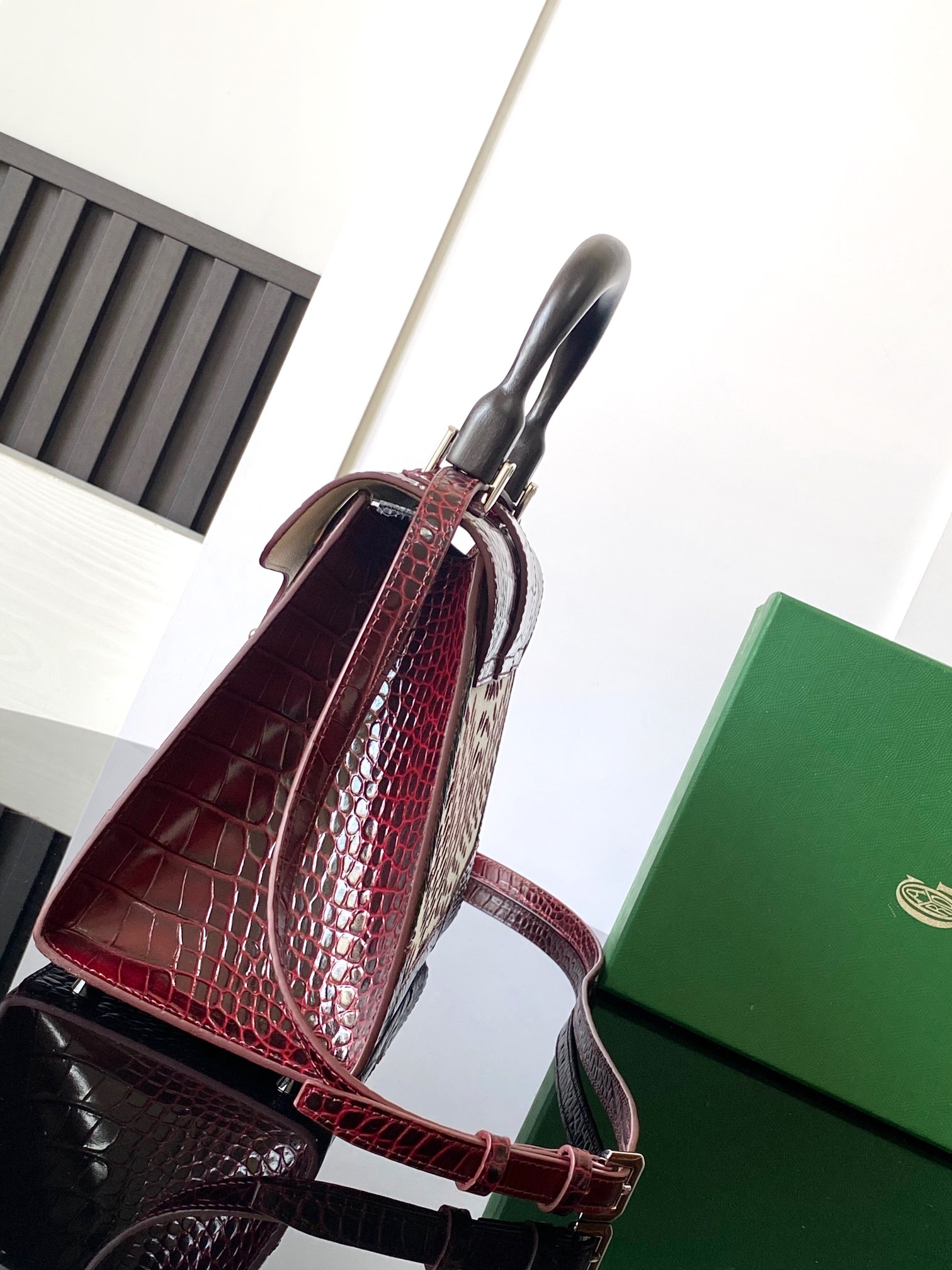 Goyard Matignon Crocodile Pattern Leather Top Handle Bag – red