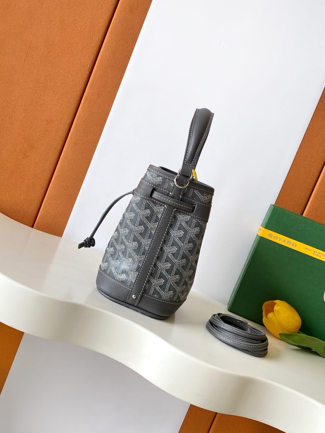 Goyard Petite Flot Bucket Bag grayTan 139758379