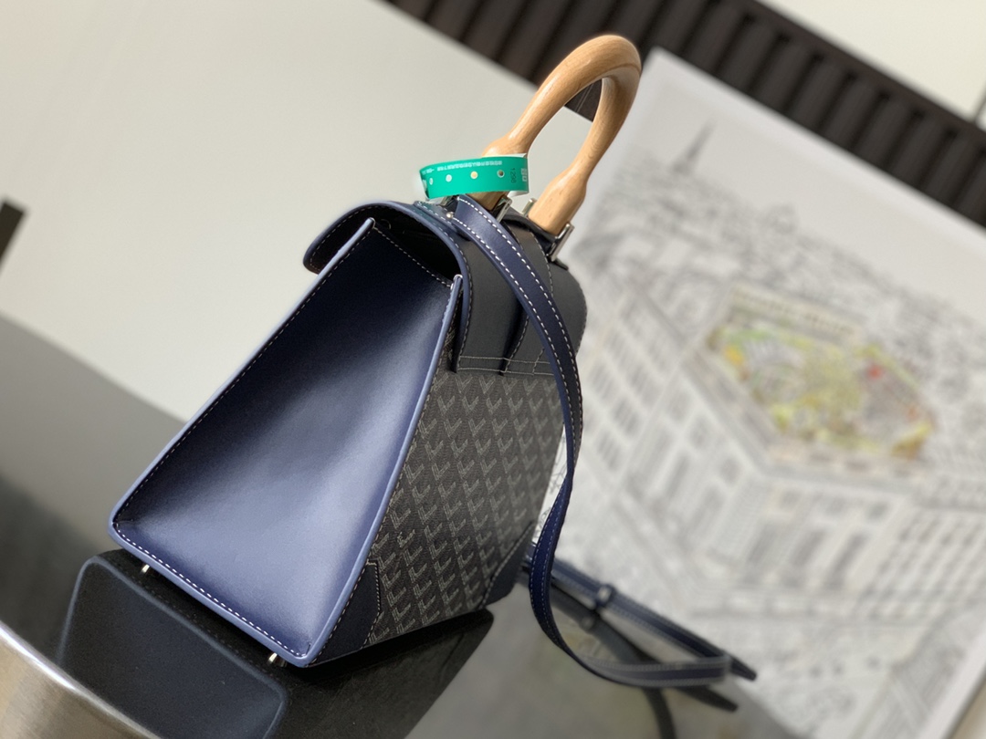 Goyard Saigon Structure PM Navy Blue Goyardine Palladiu