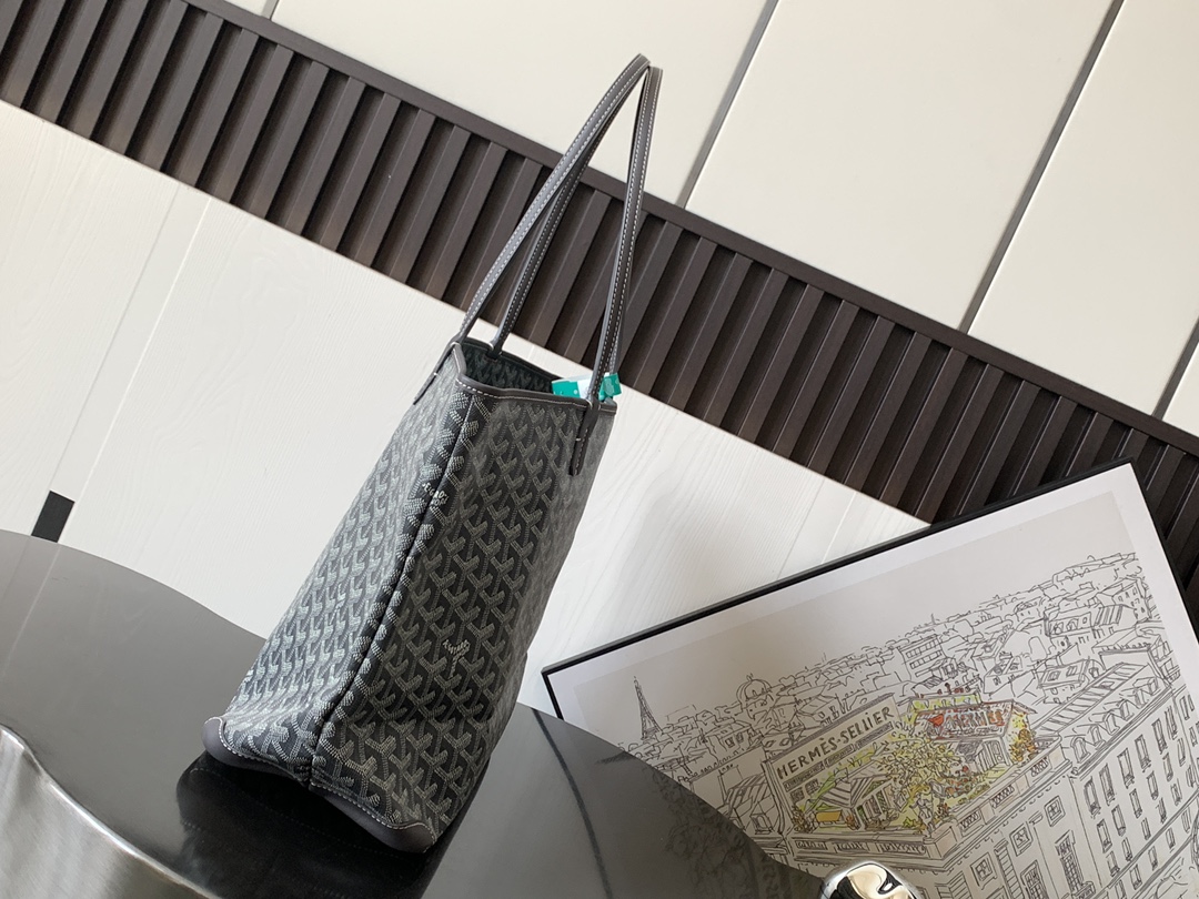 Goyard shoulder bag Grey Leather ref.907902