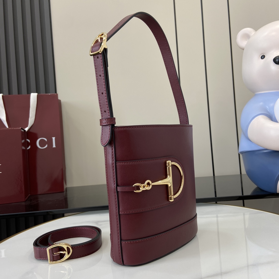 Gucci 73 Mini Bucket Bag 'Red' 833665-AAEC2-6207