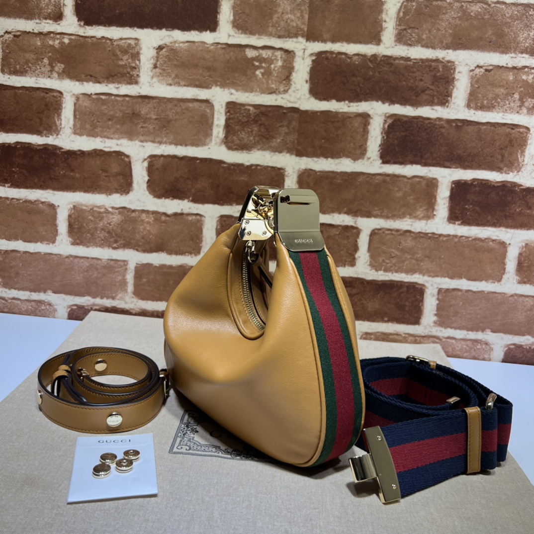 Gucci Attache Small Shoulder Bag In brown Leather