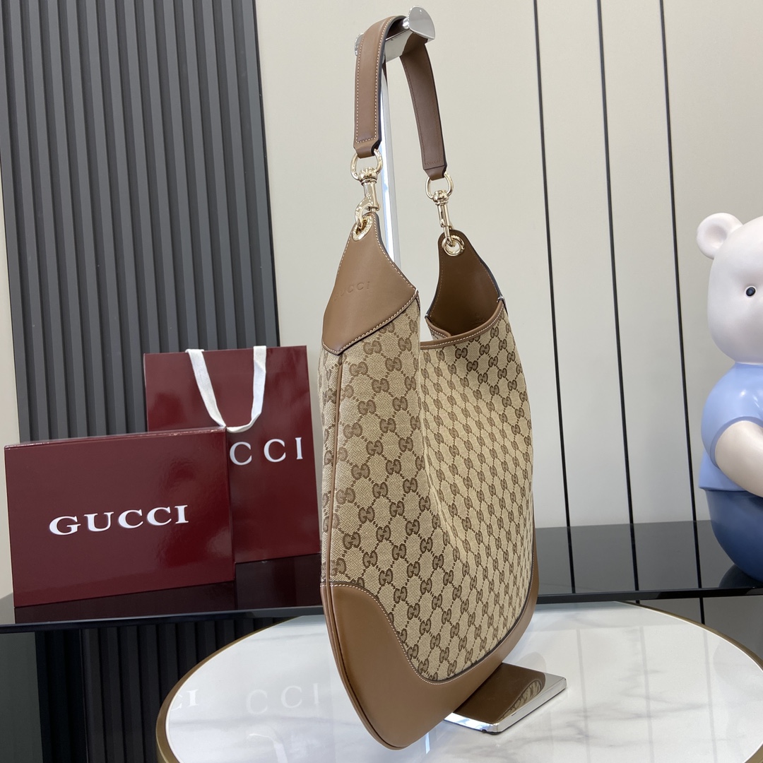 Gucci B large shoulder bag in beige and dark brown GG