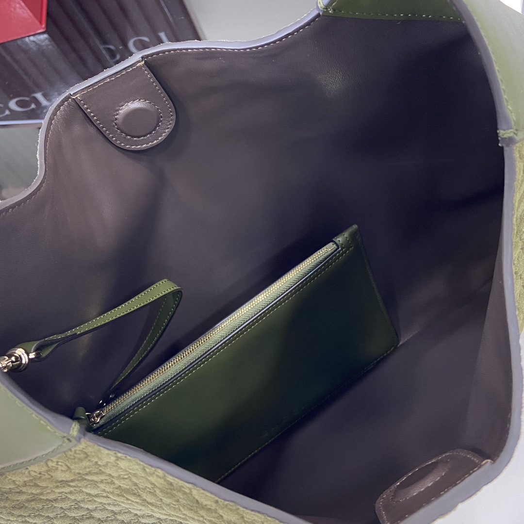 Gucci B large shoulder bag in dark green GG suede | GUCCI