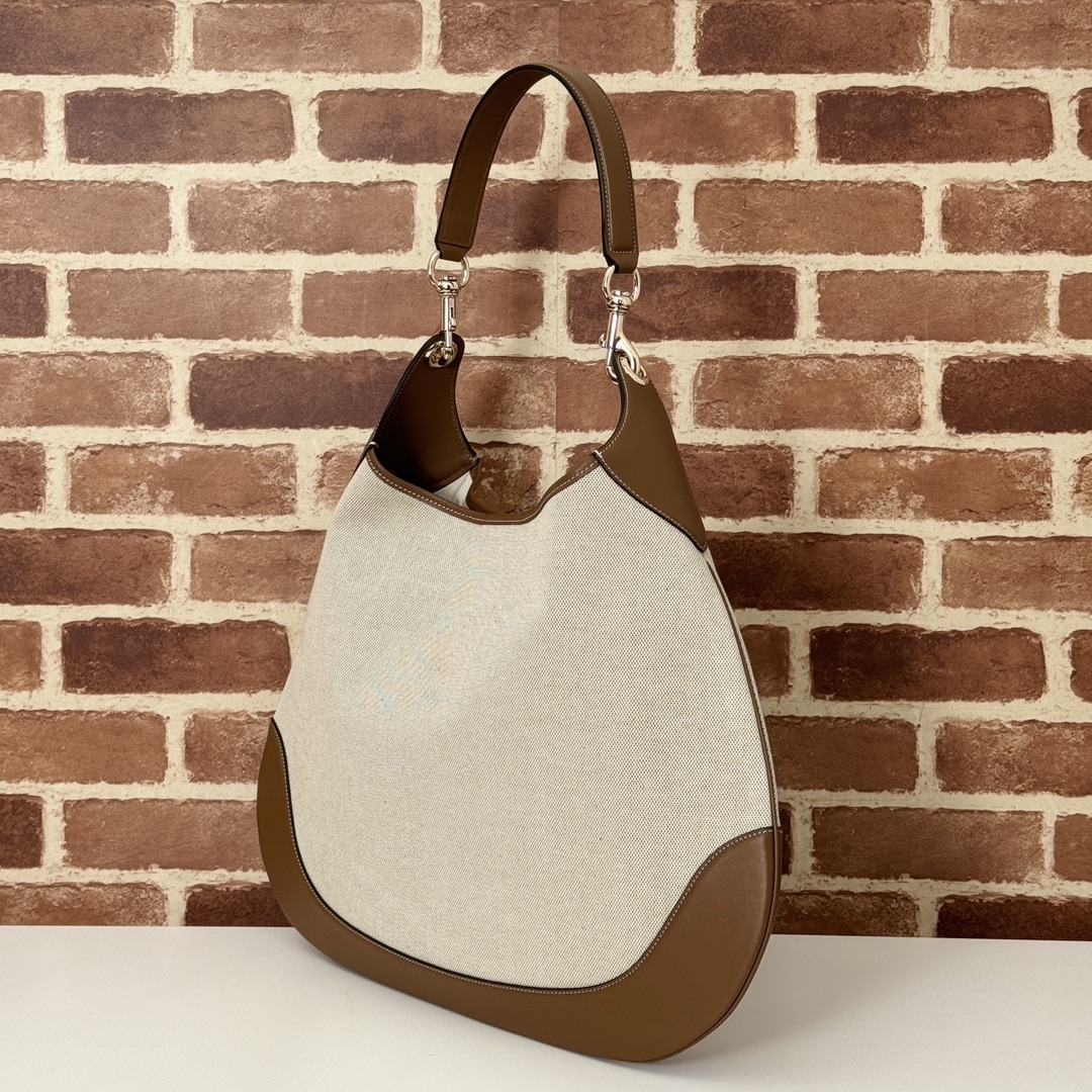 Gucci B large shoulder bag in natural canvas | GUCCI