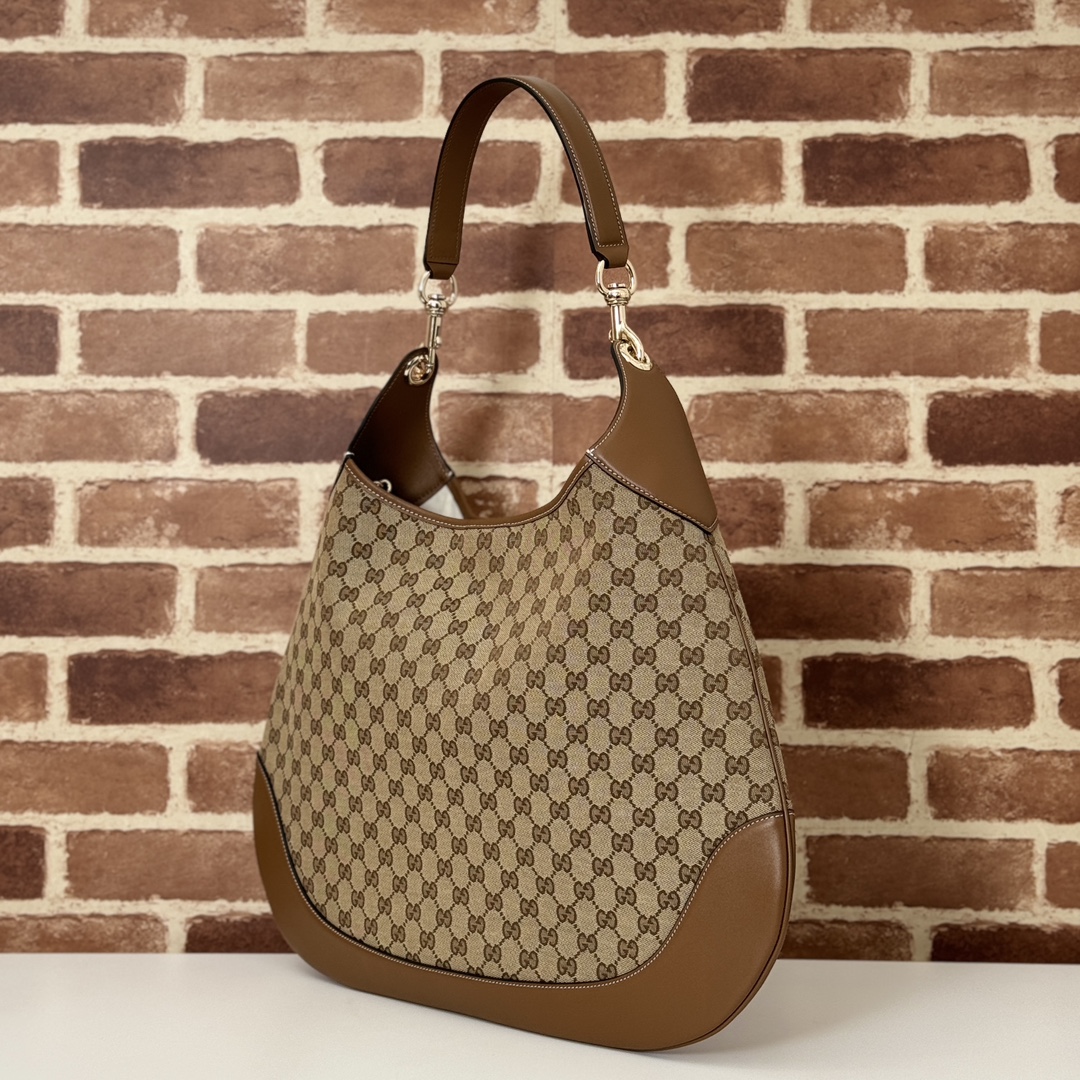 Gucci B maxi shoulder bag in beige and dark brown GG canvas | GUCCI