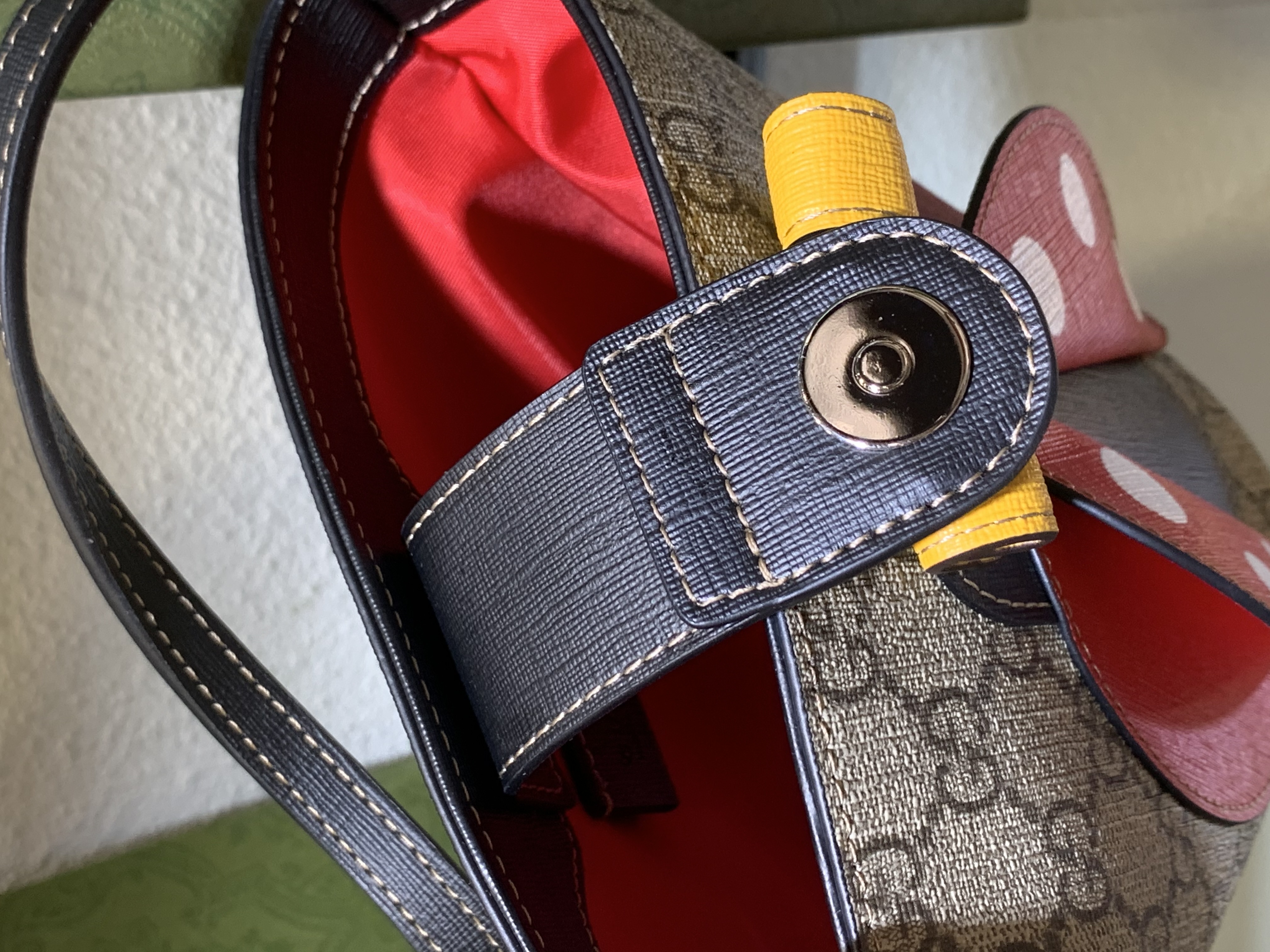 Gucci Ladybug Mini Bag: Stunning GG Supreme Top Handle 2024