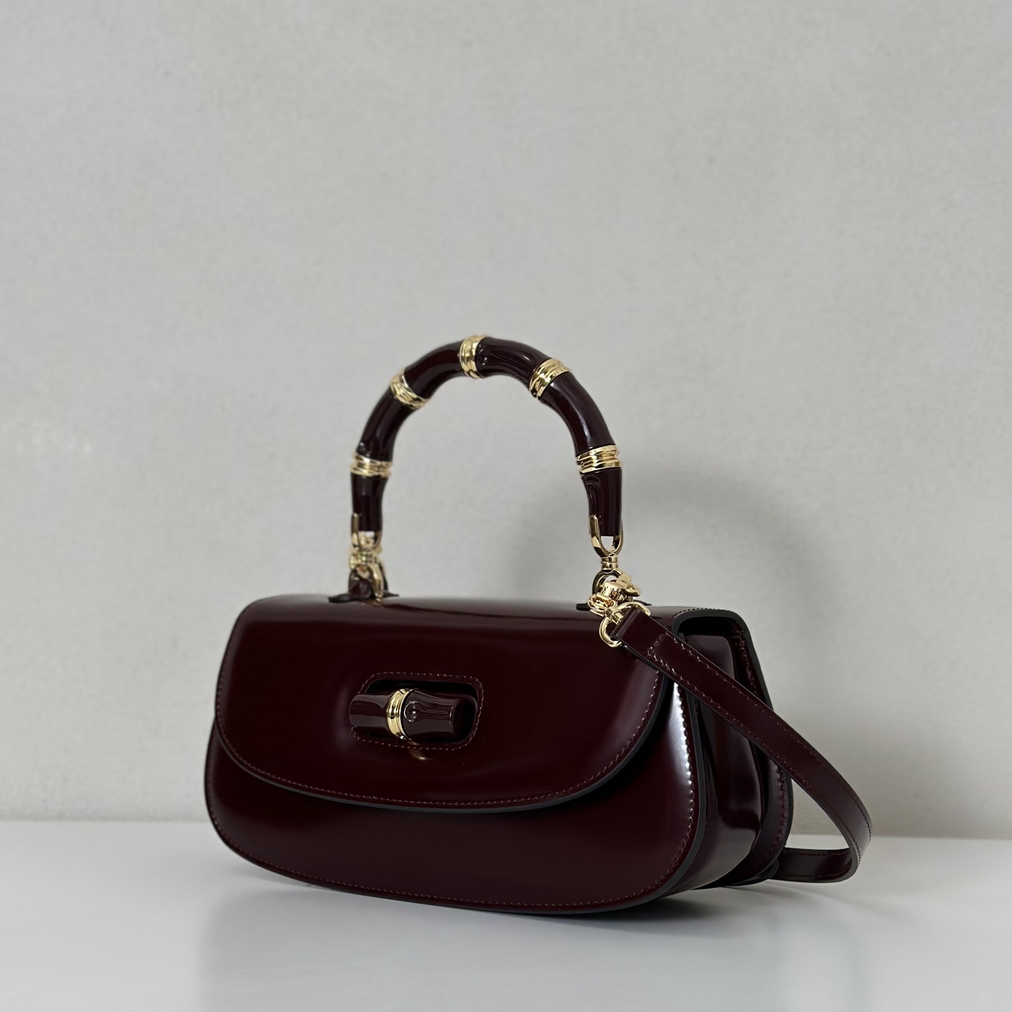 Gucci Bamboo Diva Small Handle 'Black' 827750-AAEVT-