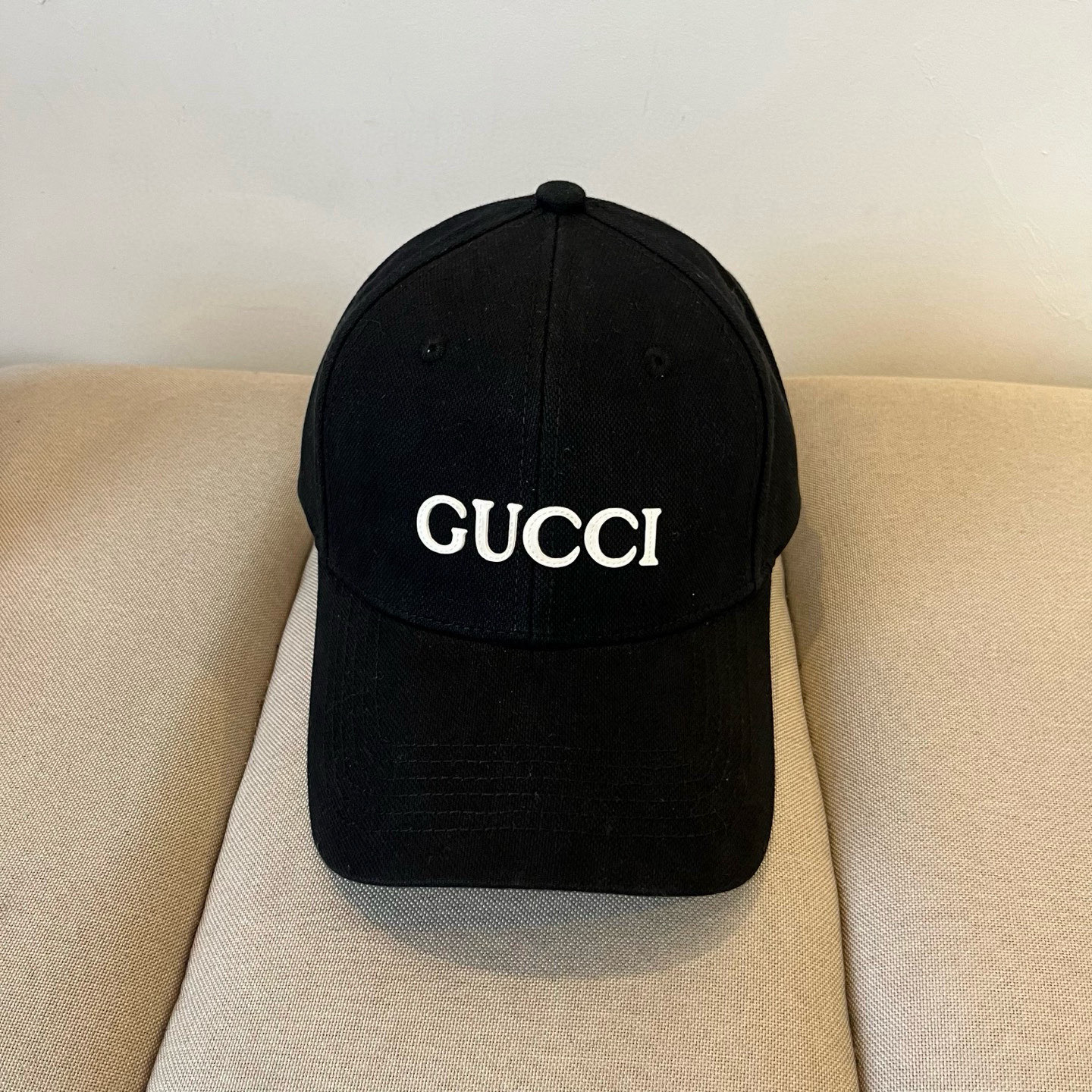 Gucci Black Cotton Baseball Cap - White Logo