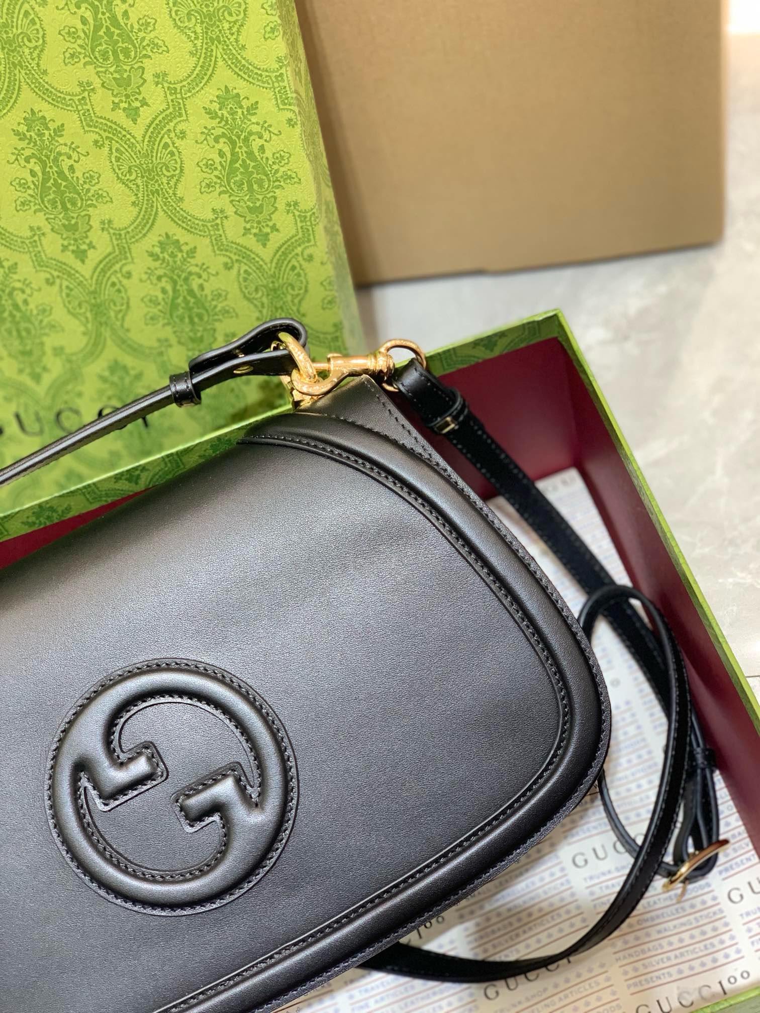 Gucci Black Interlocking G Shoulder Bag | Stunning Luxury 2024