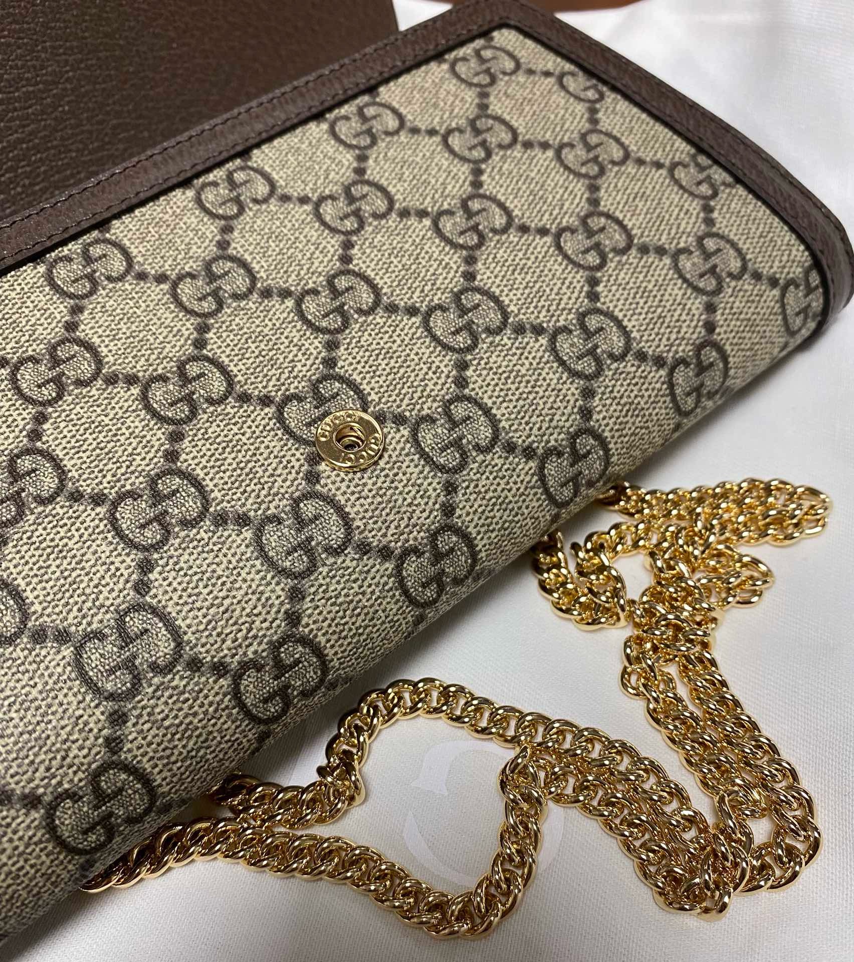 Gucci Blondie Chain Crossbody Bag