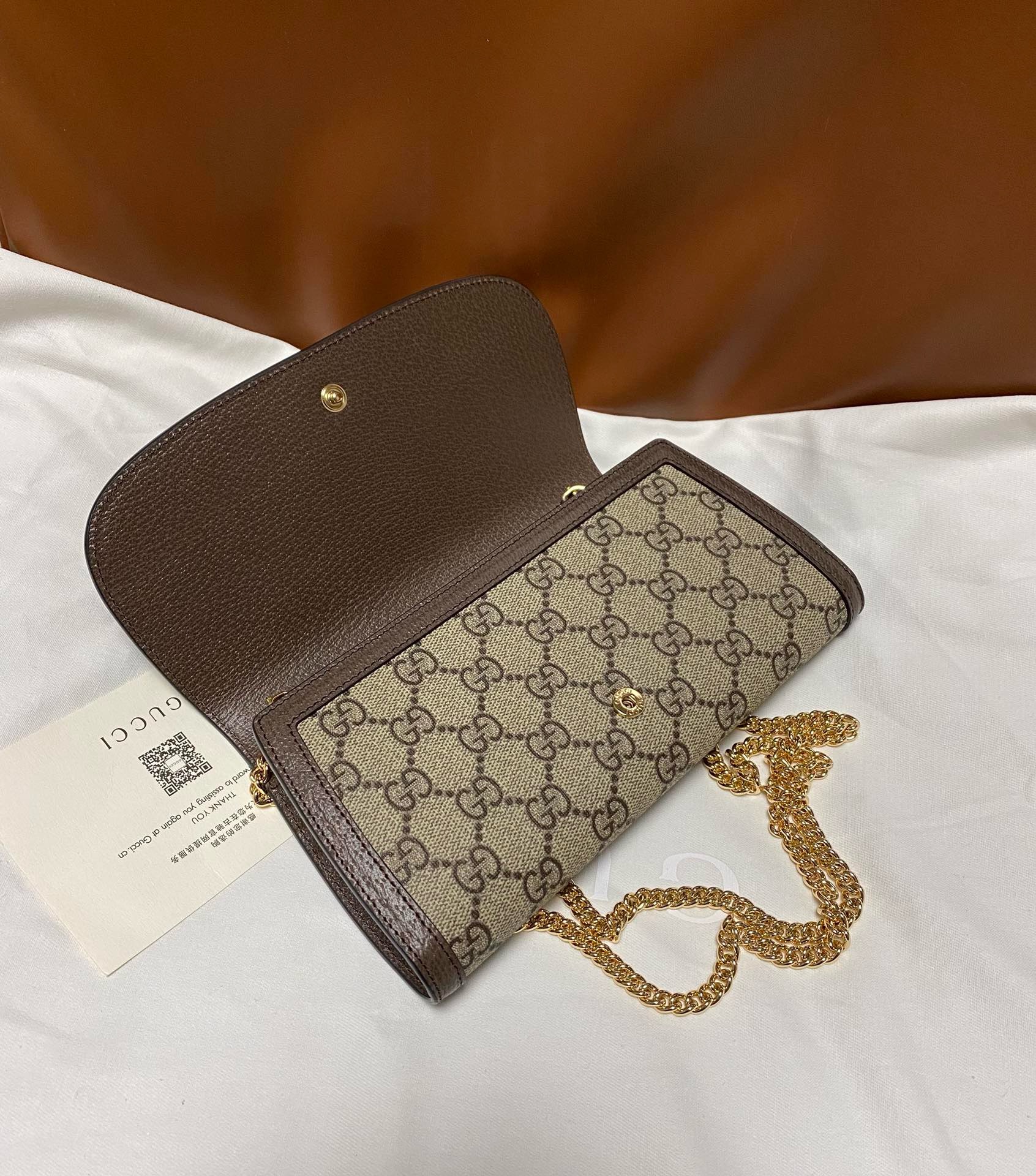 Gucci Blondie Chain Crossbody Bag
