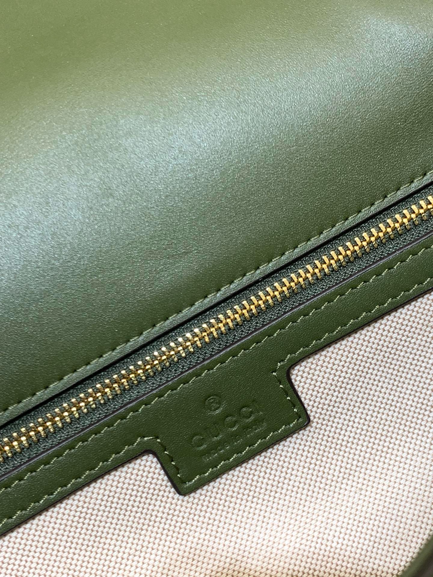 Gucci Blondie large top handle bag in dark green
