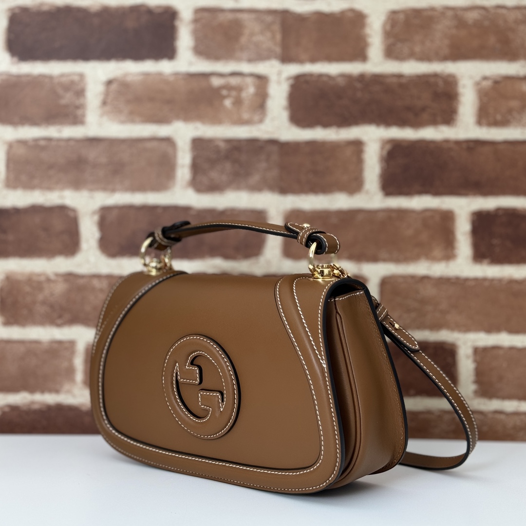 Gucci Blondie medium top handle bag in Brown Leather