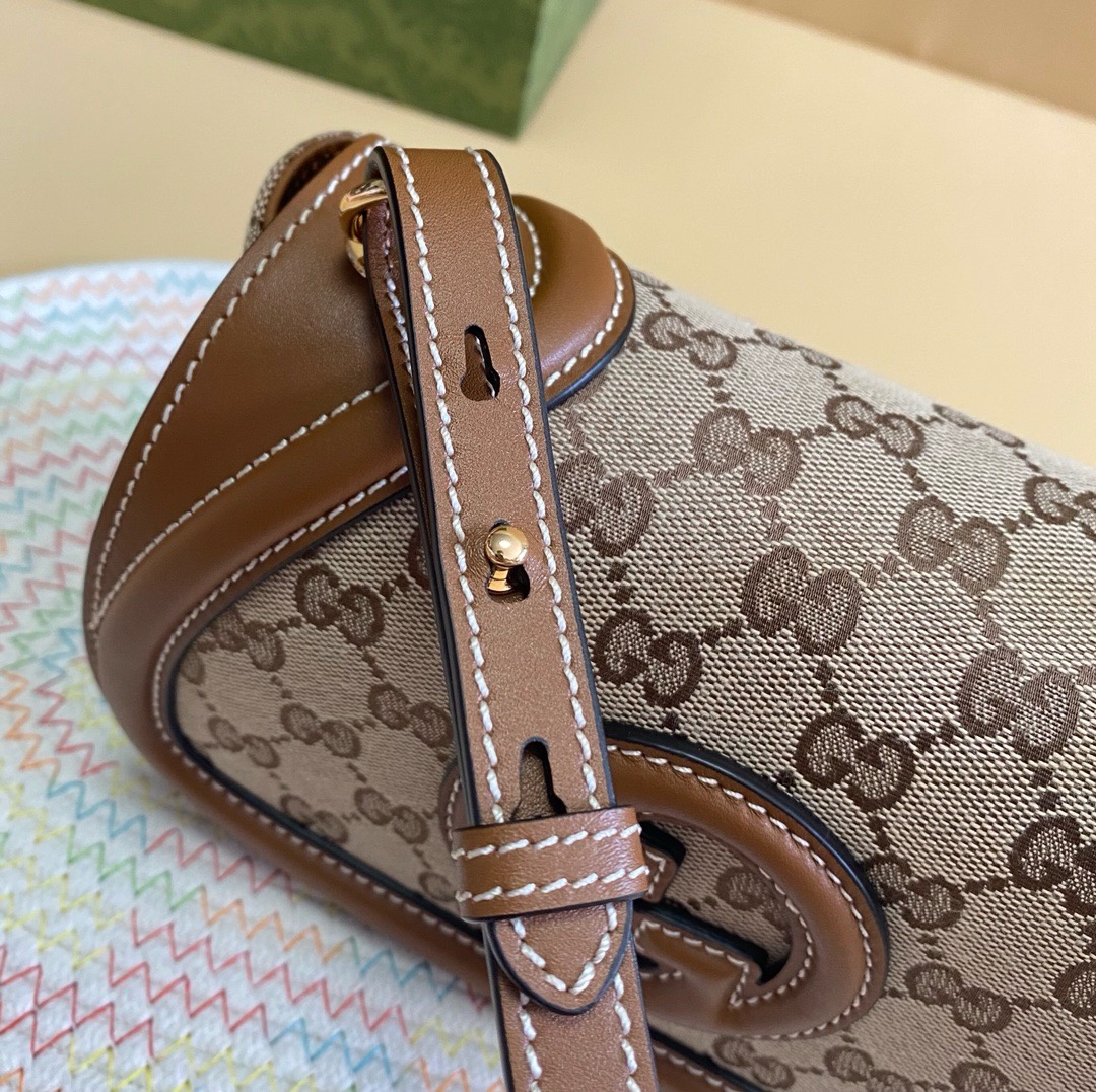 Gucci Blondie GG Canvas Shoulder Bag: Stunning 2024 Luxury