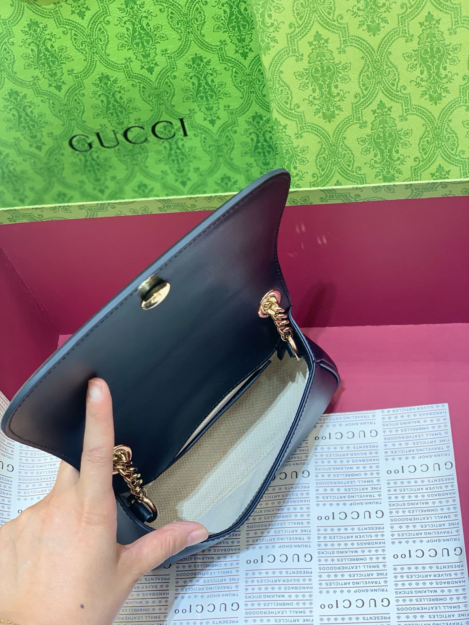 Gucci Blondie small shoulder bag in natural canvas