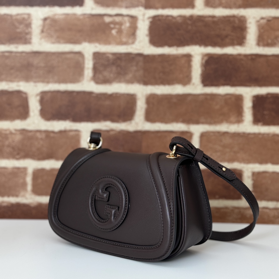Gucci Blondie small top handle bag in black smooth leather |