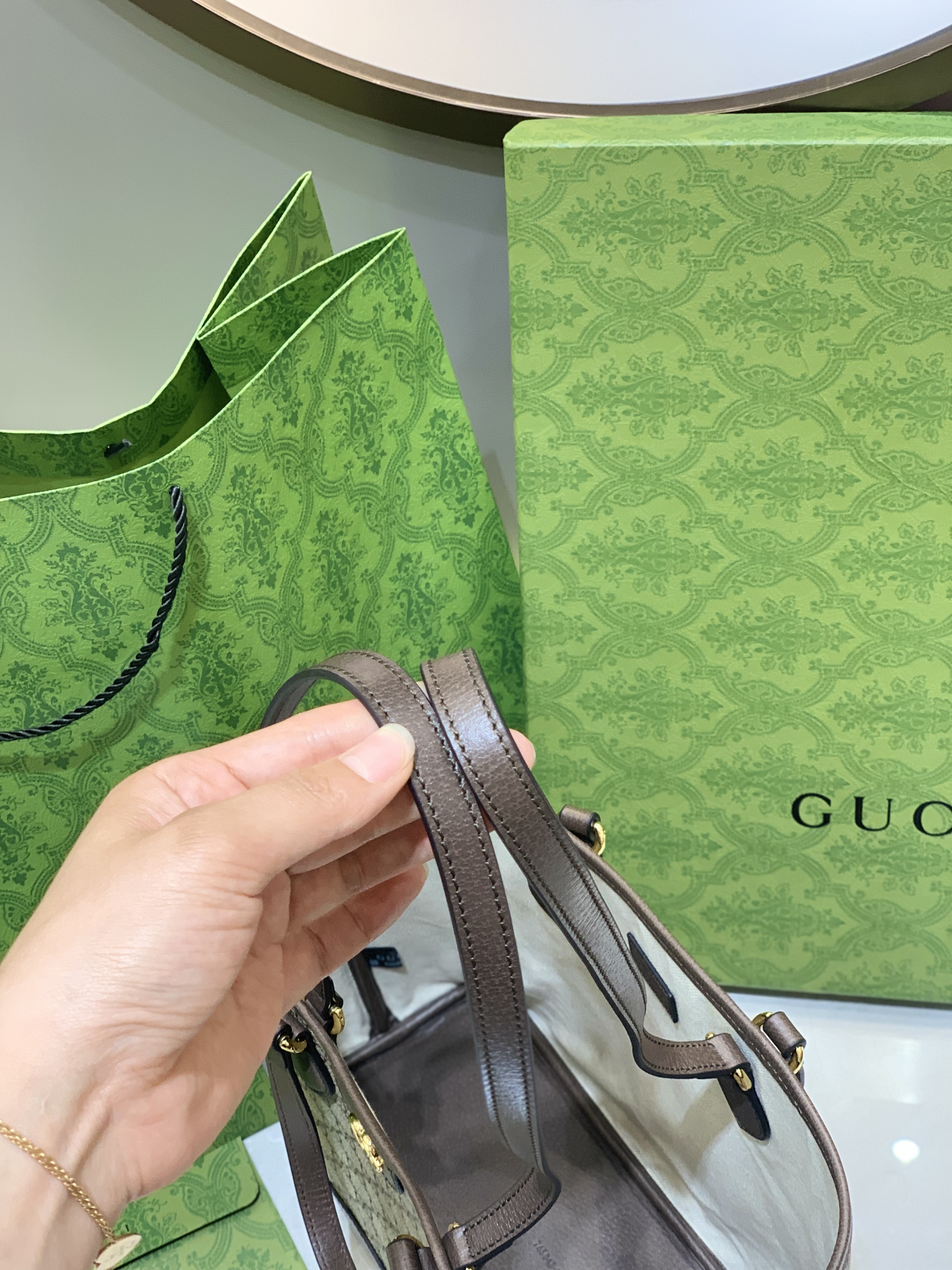 Gucci Brown GG Supreme Ophidia Tote Beige Pony-style