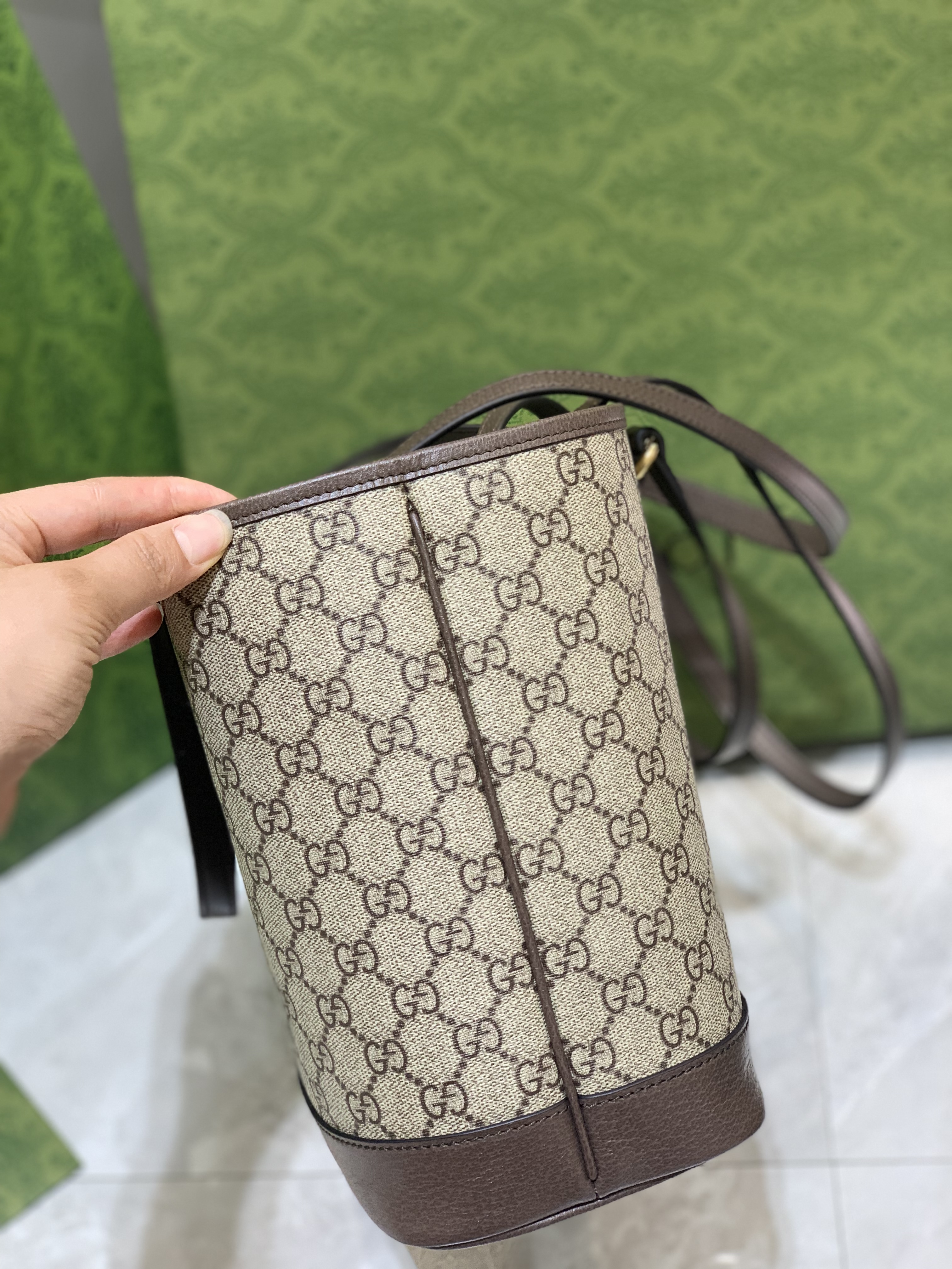 Gucci Brown GG Supreme Ophidia Tote Beige Pony-style