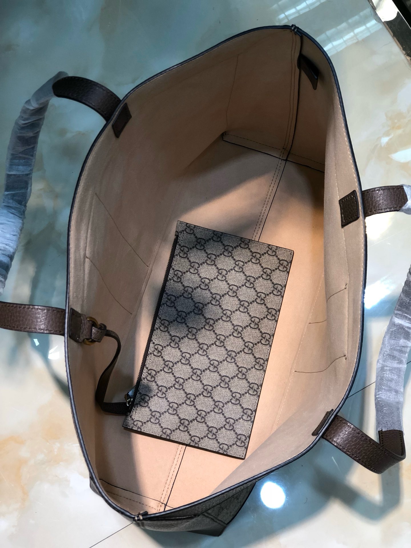 Gucci Brown GG Supreme Ophidia Tote Cloth Cloth