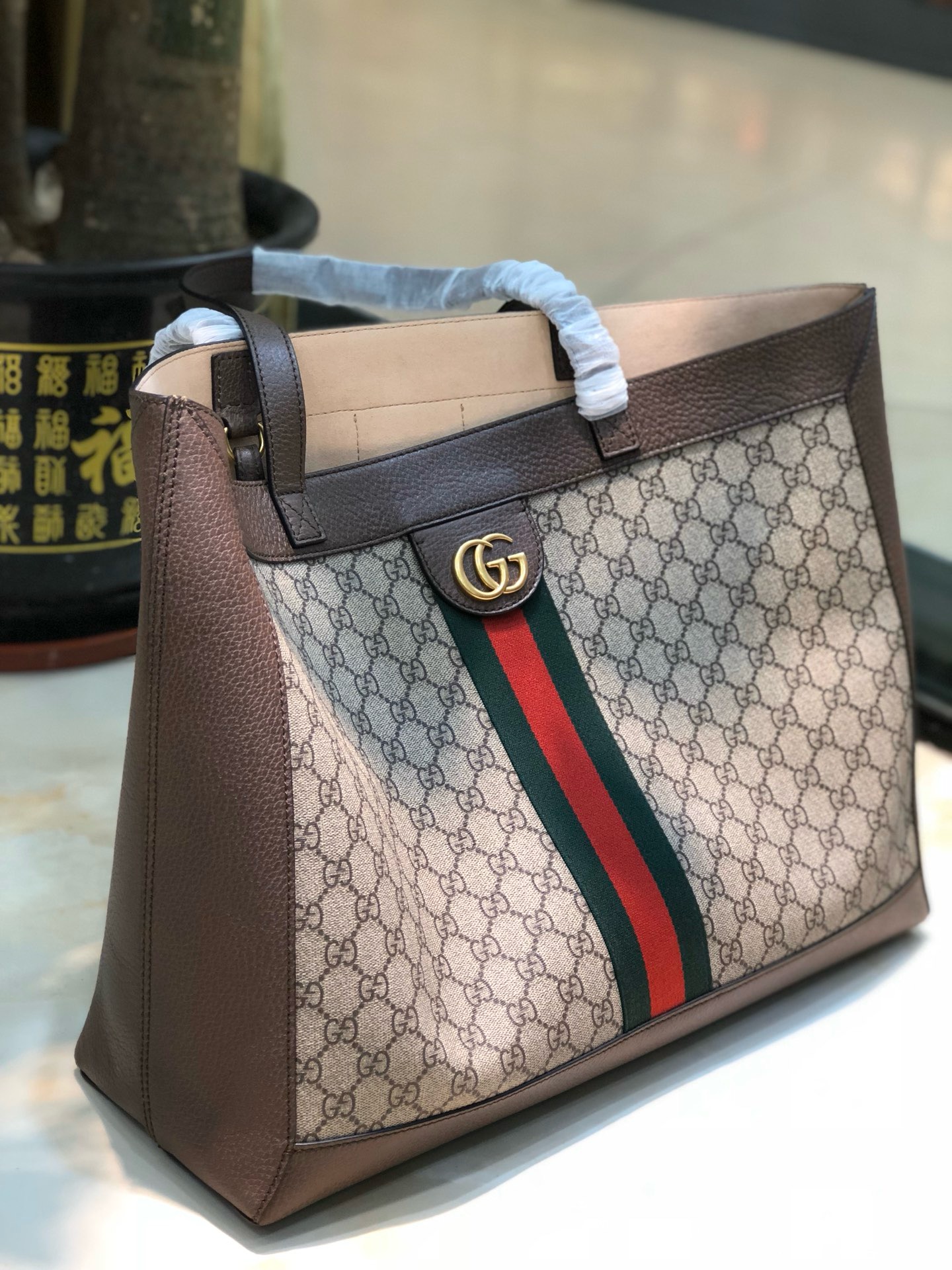 Gucci Brown GG Supreme Ophidia Tote Cloth Cloth