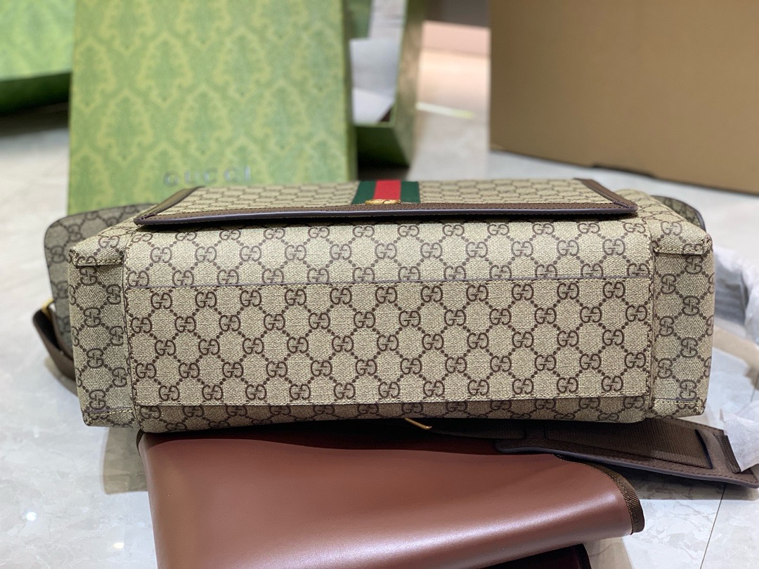 Gucci Brown Large GG Diaper Bag in GG Supreme Canvas