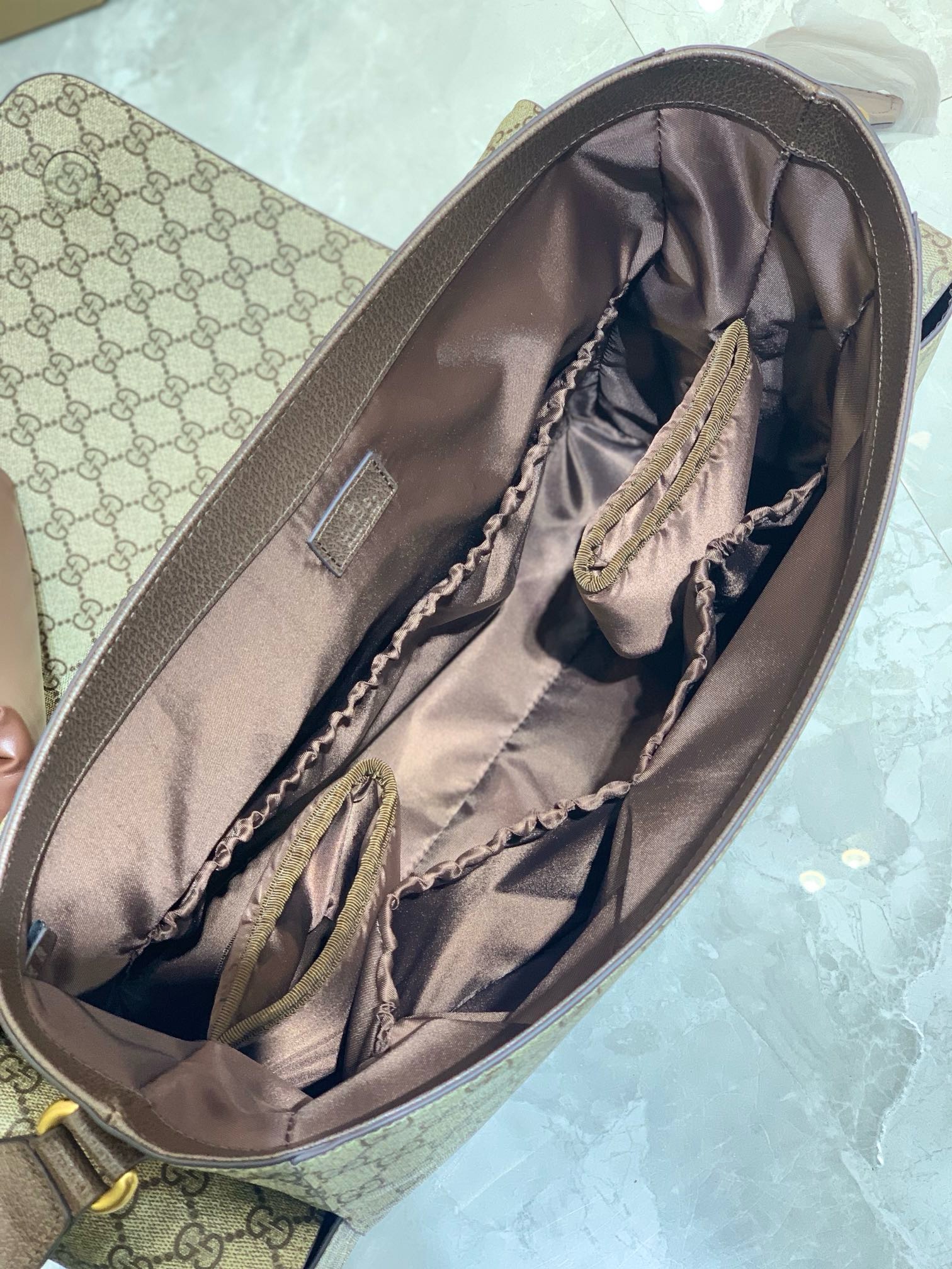 Gucci Brown Large GG Diaper Bag in GG Supreme Canvas