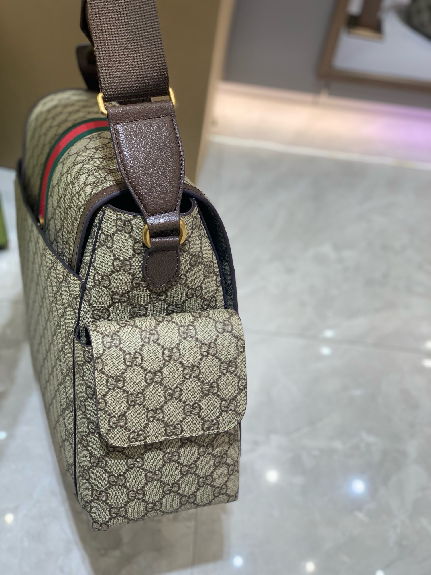 Gucci Brown Large GG Diaper Bag in GG Supreme Canvas