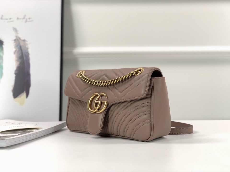 GUCCI Calfskin Matelasse Medium GG Marmont Shoulder Bag Porcelain Rose 1509683