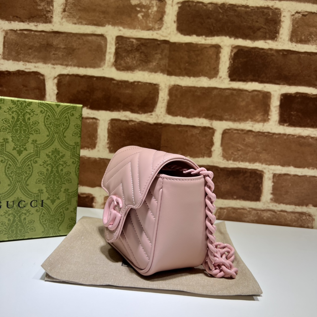 GUCCI Calfskin Matelasse Monochrome GG Marmont