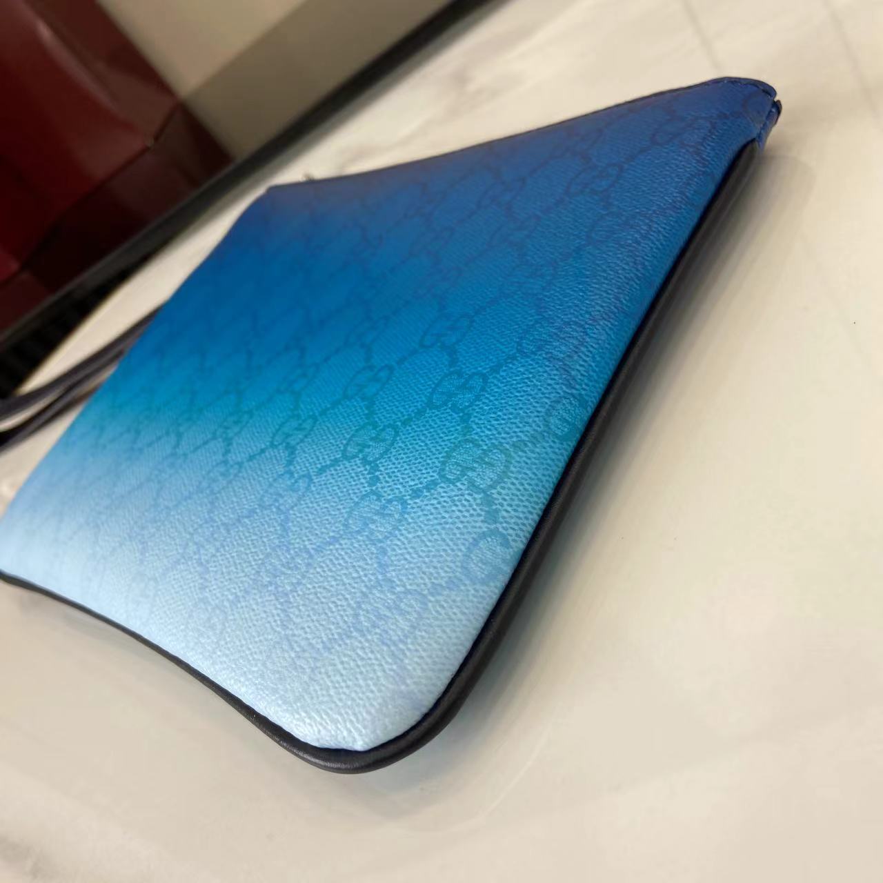 Gucci Chroma medium duffle bag in Blue Fabric | GUCCI