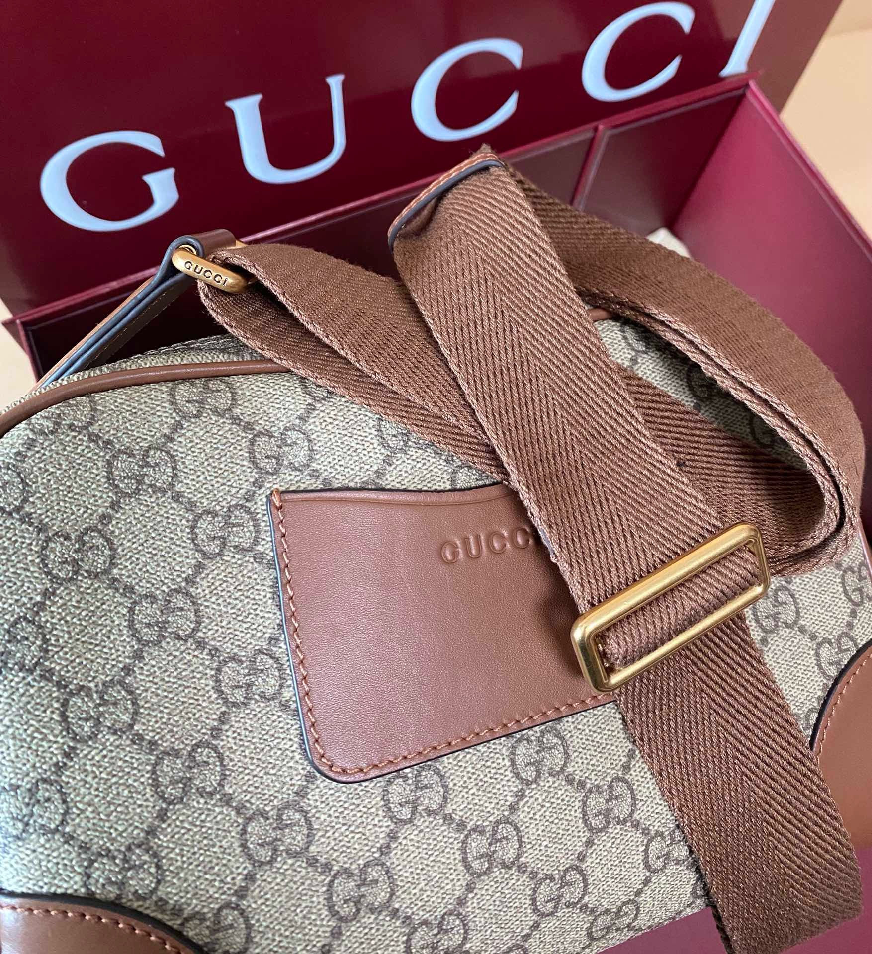 Gucci GG Supreme Crossbody Bag | Premium 2024 Style for Women