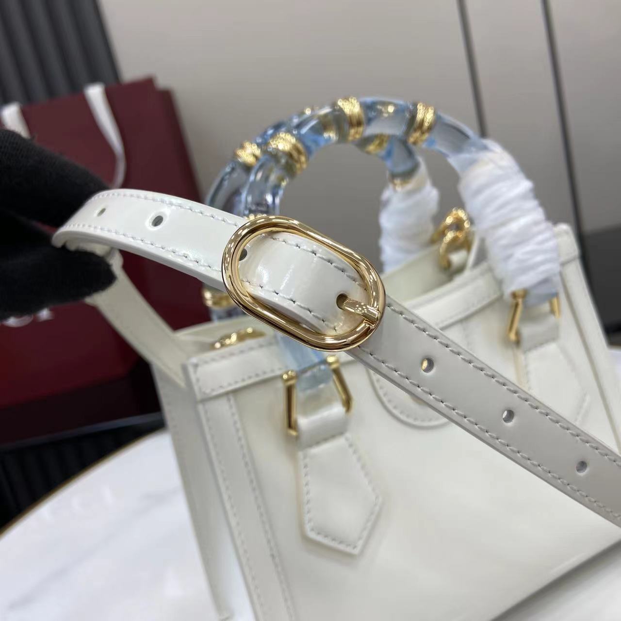 Gucci Diana Mini Tote Bag 'Ivory' 828356-AAEDB-9540