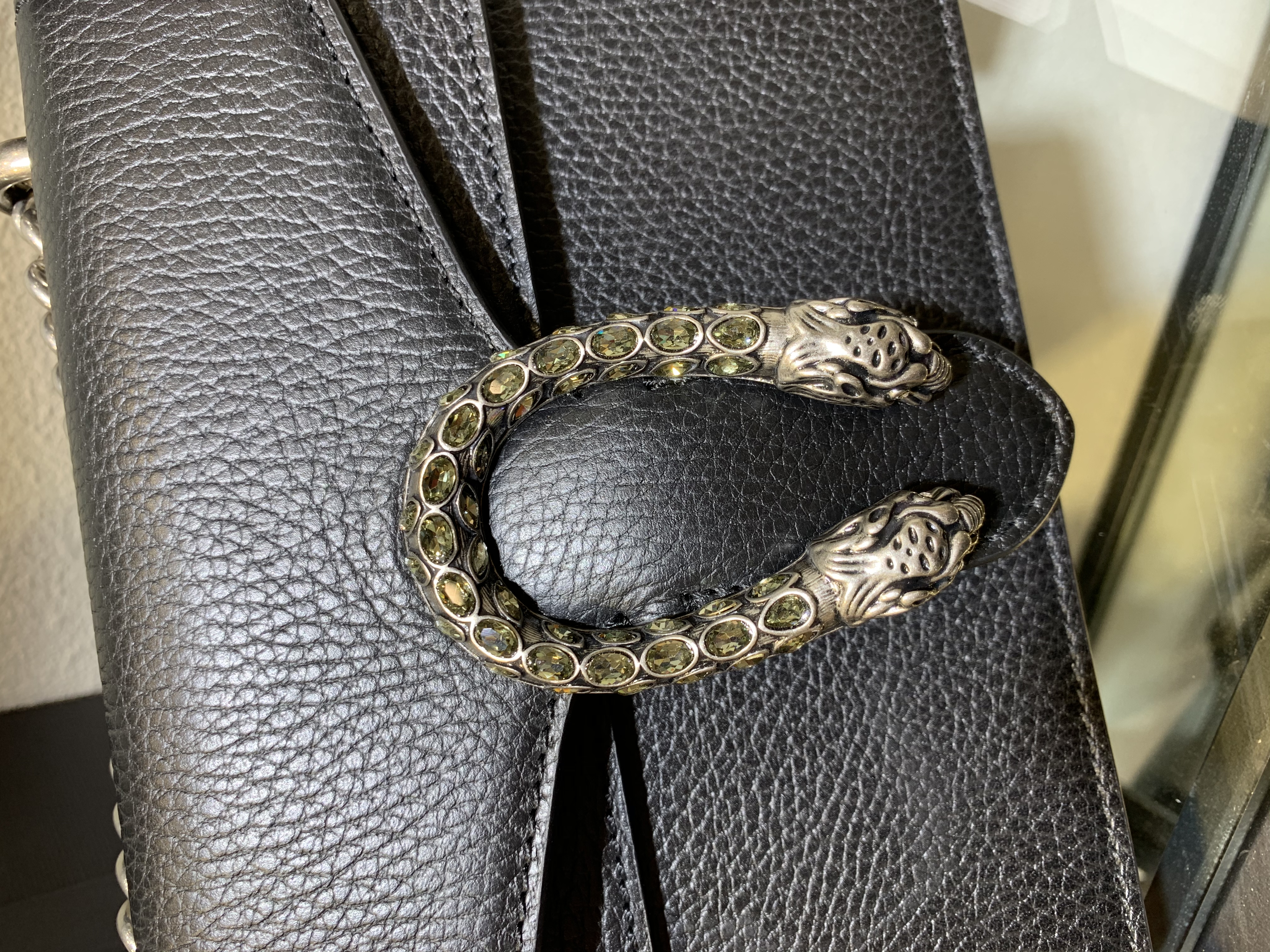 GUCCI Dionysus Super Mini Black Bag – Stunning Must-Have 2024