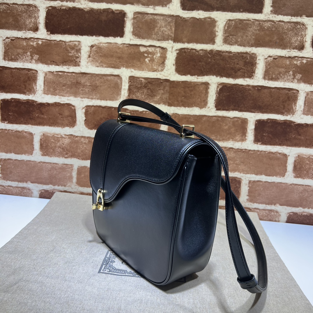 Gucci Equestrian Inspired Shoulder Bag In Schwarz