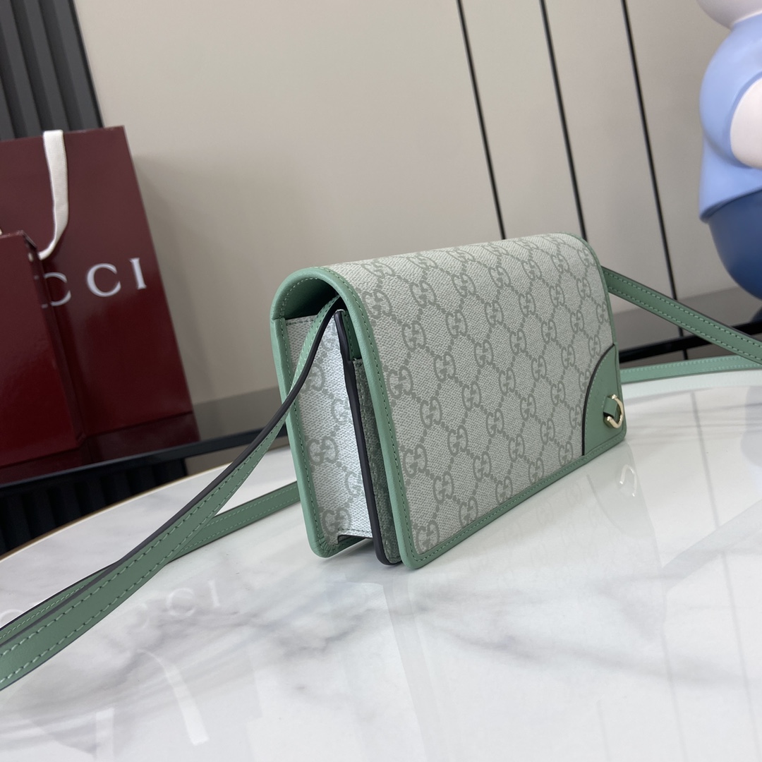 Gucci GG Emblem mini wallet for Women - Green in KSA
