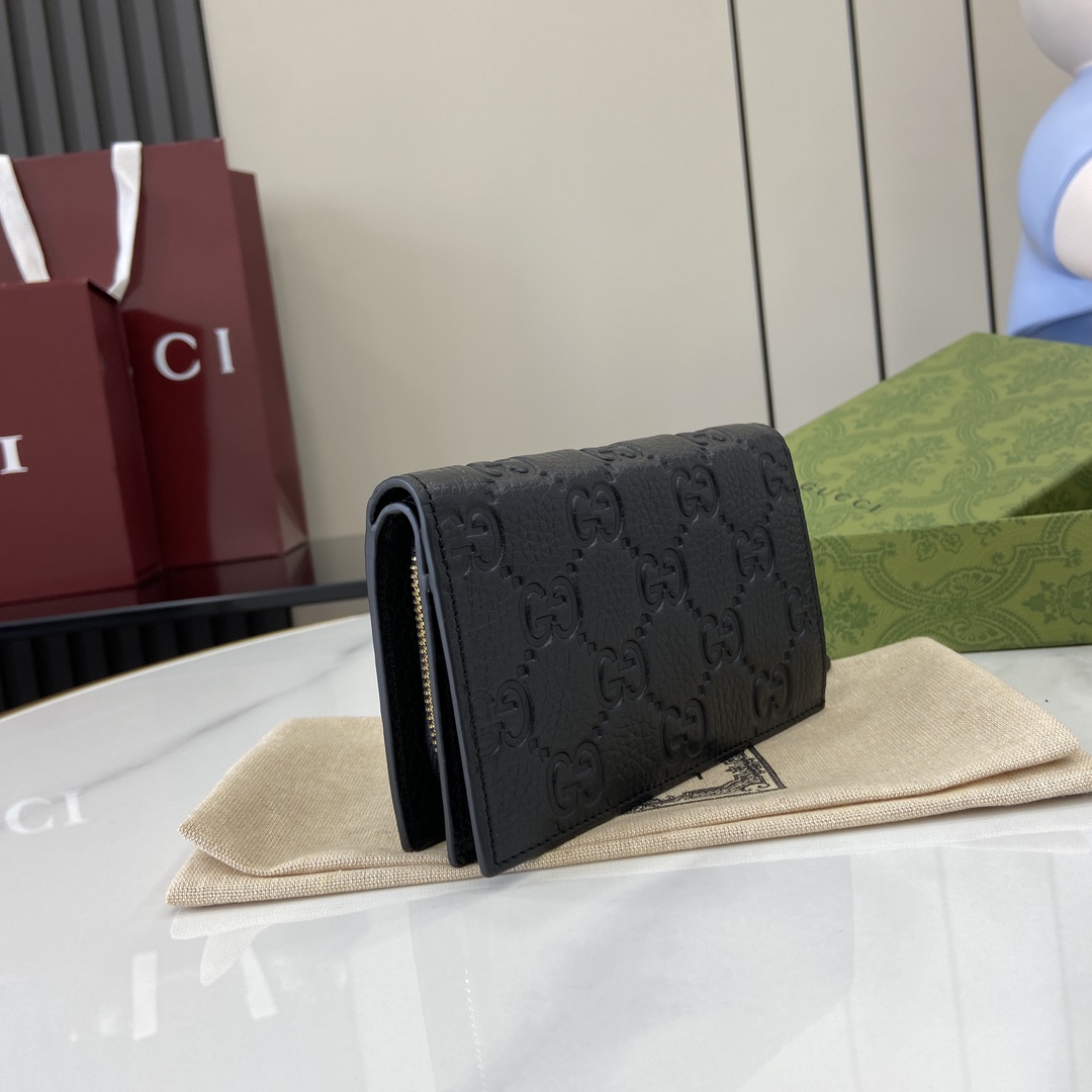 Gucci GG Emblem Super Mini 'Black' 818705-AAEEM