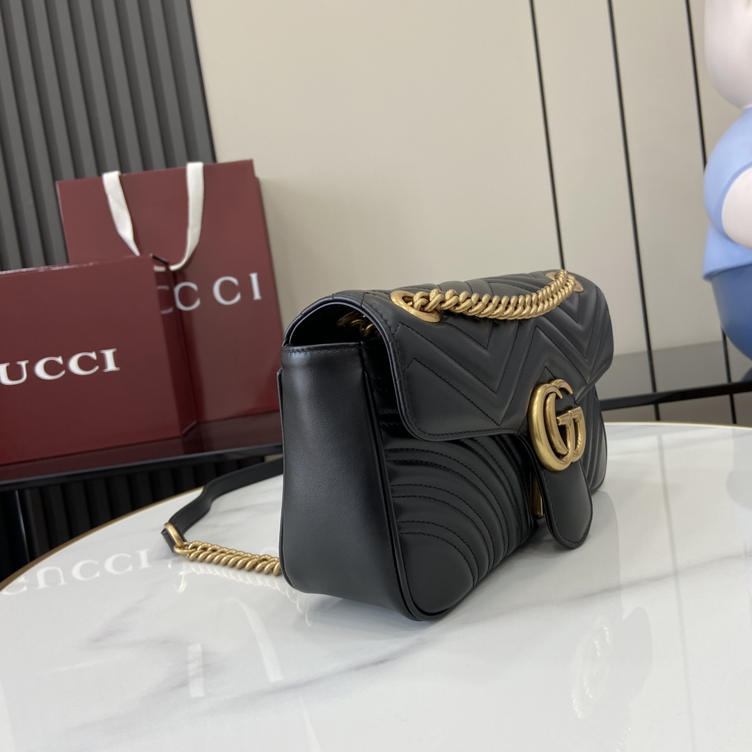 Gucci GG Marmont matelassé mini bag size 22